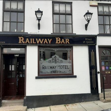 Poyntzpass Railway Bar Apartment מראה חיצוני תמונה